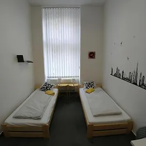 Apartament Cozy Rooms, 10 Min By Walk To The Center 