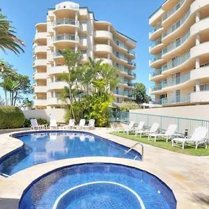 https://royal-pacific-resort-gold-coast.queenslandhotels.net