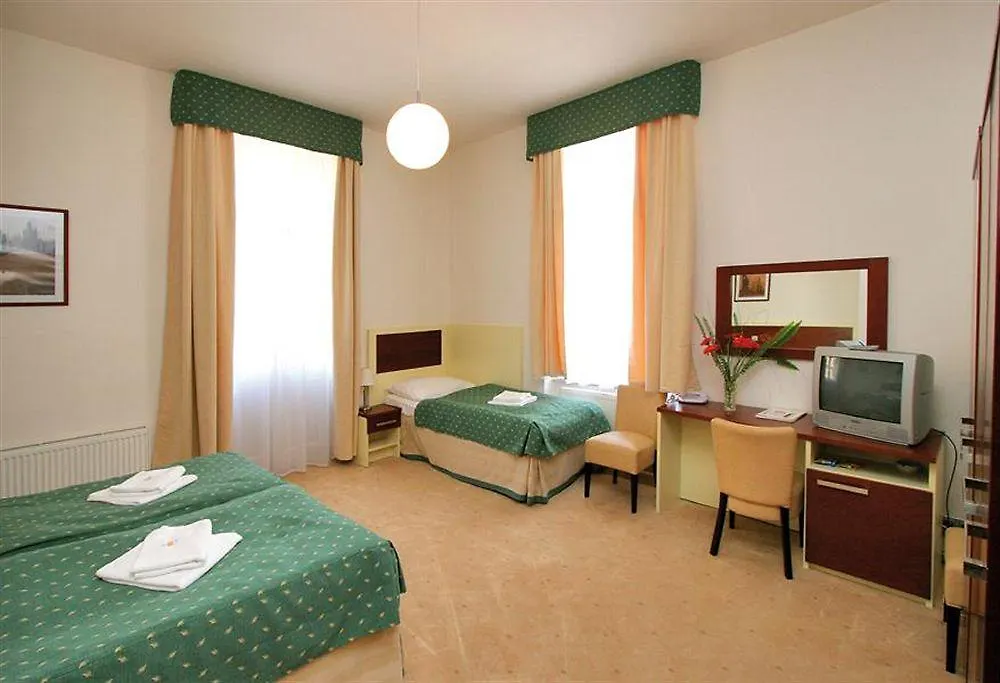 ***  Hotel Atos Прага Чехия