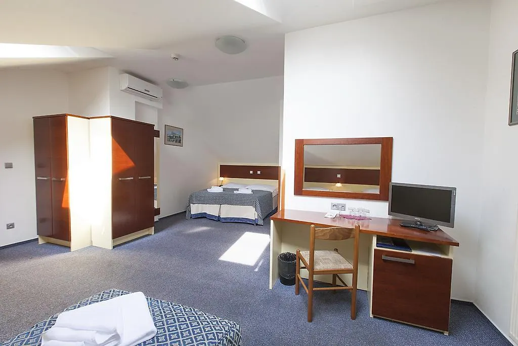 Hotel Atos Prague