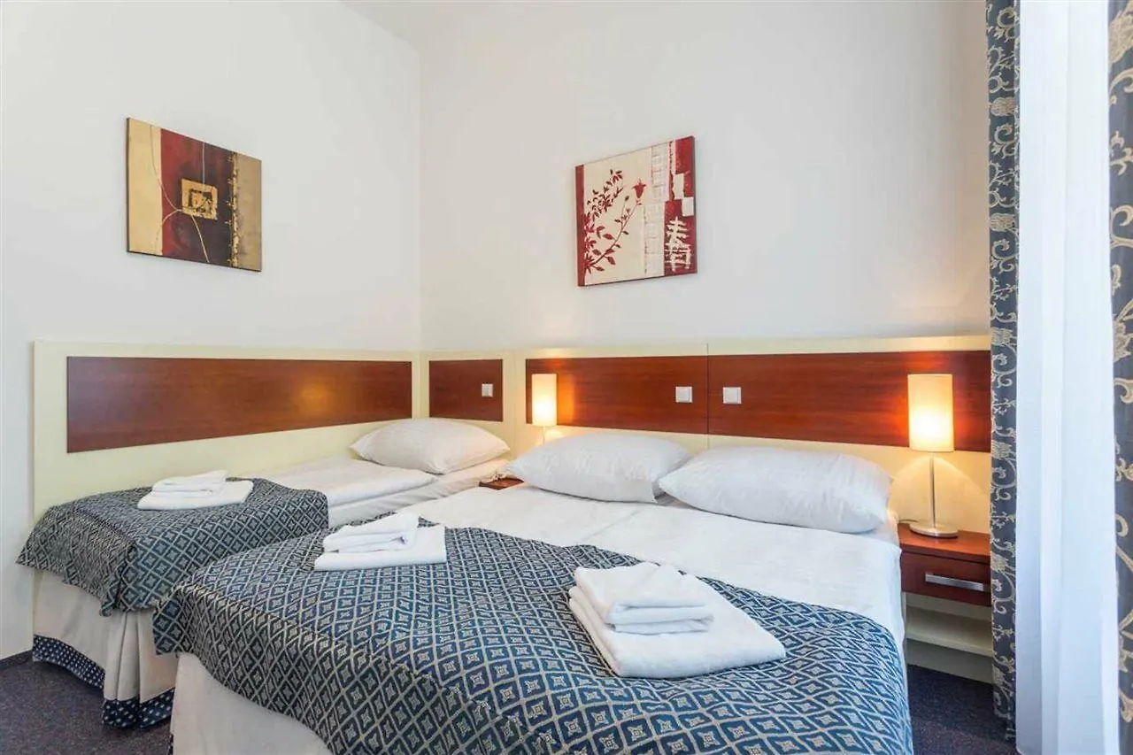Hotel Atos Prága 3*,  Csehország