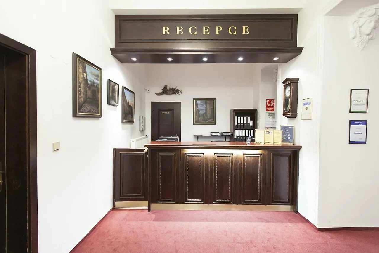 Hotel Atos Prague 3*,